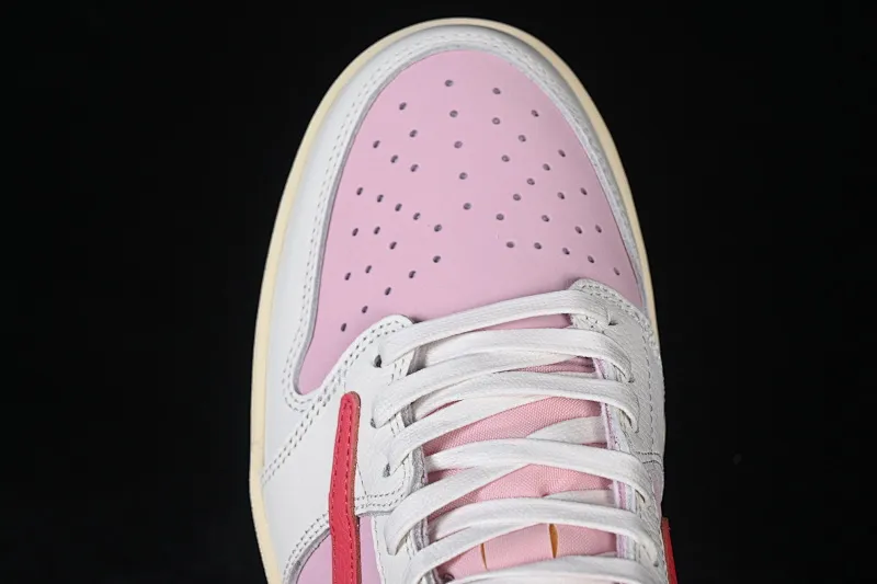 All categories Air Jordan Jordan series basketball shoes Air Jordan 1 Low pure original version Travis Scott x Air Jordan 1 Low OG AJ1 Joe 1 undercut low IQ7604-101